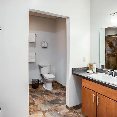 Ny Style Centric Loft With King Bed By Park Ave Apartment Rochester Exterior photo