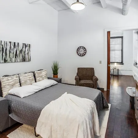 Ny Style Centric Loft With King Bed By Park Ave Apartment Rochester Exterior photo